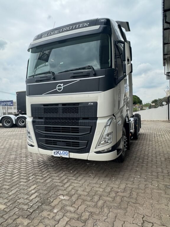 Volvo FH 460 6×2 – Teto alto